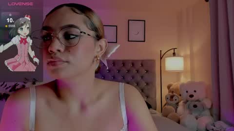 camila online show from 04/09/26, 09:09