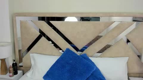 Xime  online show from 01/11/26, 04:28