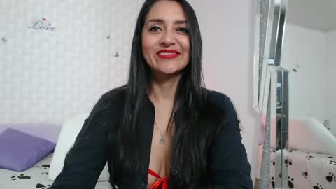 ximena suarez online show from 01/29/25, 03:44