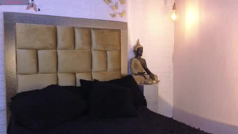 ximena online show from 12/15/25, 01:04