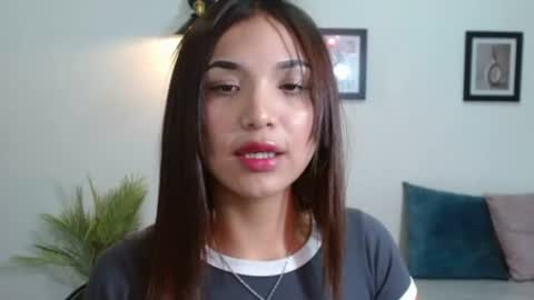 ximenna_bu online show from 06/19/26, 07:39