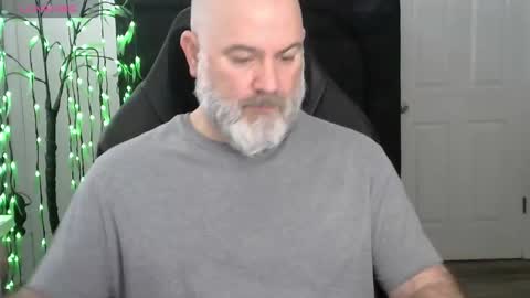 MrSlowBurn77 online show from 02/17/26, 03:40