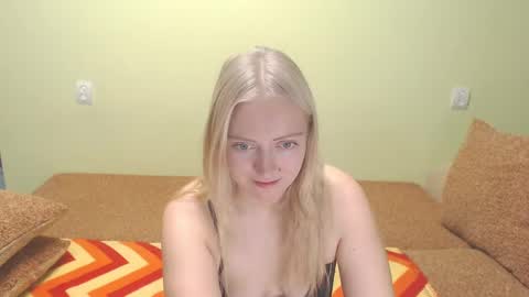 Snapshot of xjuliettexx chatting on 01/15/25, 11:43 Julia online show from 01/15/25, 11:43
