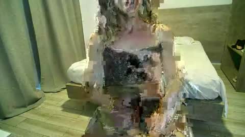 Wendy online show from 02/04/25, 03:15