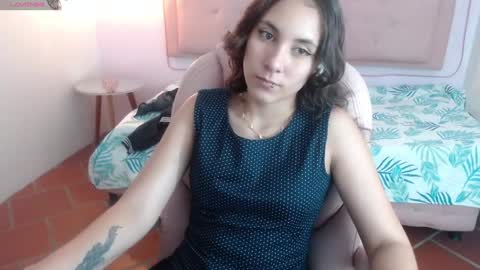 lunna online show from 02/08/25, 08:42