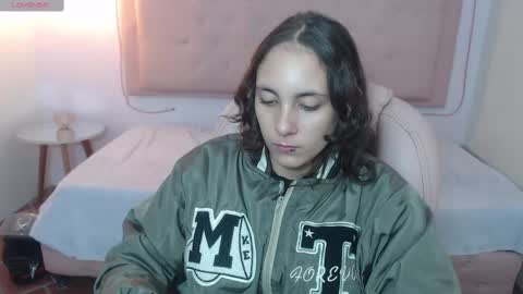 lunna online show from 03/09/25, 12:20