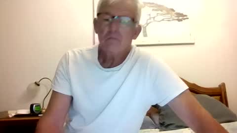 xmaeg3 online show from 07/19/26, 10:46