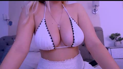 Naomi Nash online show from 03/10/25, 11:10