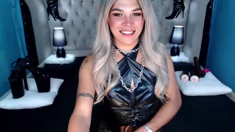 Hailey online show from 02/28/25, 04:32