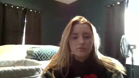 Snapshot of xo_scotty_ox chatting on 12/06/24, 04:17 xo_scotty_ox online show from 12/06/24, 04:17