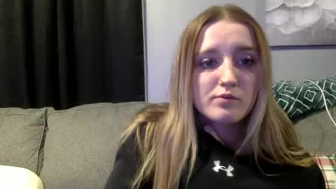 Snapshot of xo_scotty_ox chatting on 01/06/25, 01:20 xo_scotty_ox online show from 01/06/25, 01:20