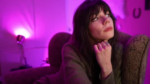 Bella Bondai online show from 01/20/25, 12:18