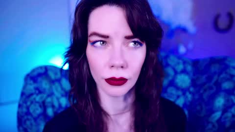 Bella Bondai online show from 10/18/25, 02:18