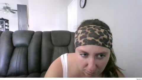 xodaniellesmith online show from 06/06/26, 07:51