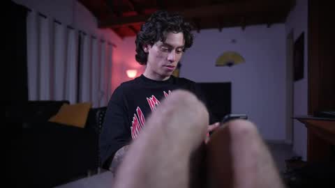   online show from 05/08/26, 03:01