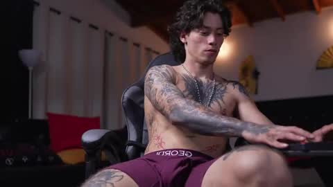   online show from 05/15/26, 02:07