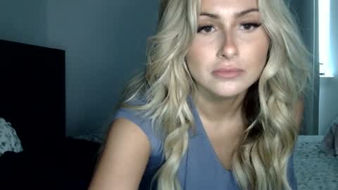 Lacey Loo online show from 07/17/26, 05:51