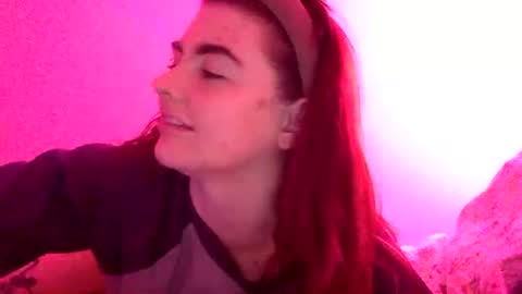 CHERRY online show from 10/27/25, 07:23