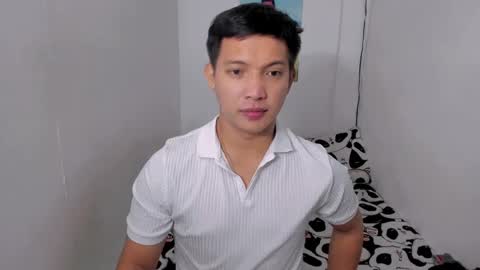 Snapshot of xsebastian19 chatting on 12/16/24, 04:38 xsebastian19 online show from 12/16/24, 04:38