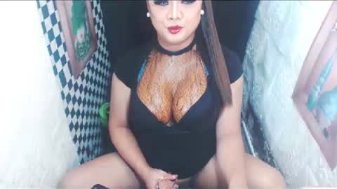 AYU  online show from 09/09/25, 02:38