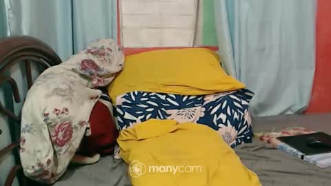 lovely online show from 02/25/26, 12:31