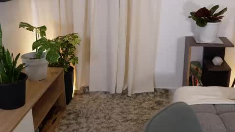 Blue online show from 06/01/26, 11:50