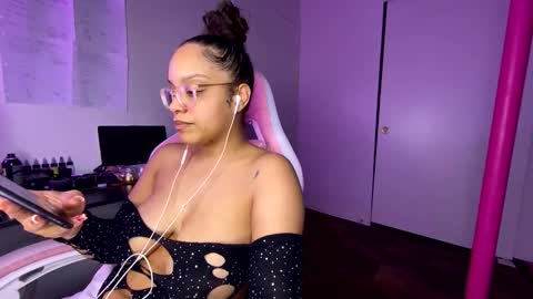 xStarGazingx online show from 04/03/26, 06:11