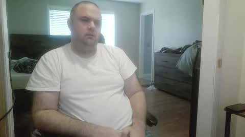 Snapshot of xstrokenchillx chatting on 11/04/25, 06:40 Wayne online show from 11/04/25, 06:40