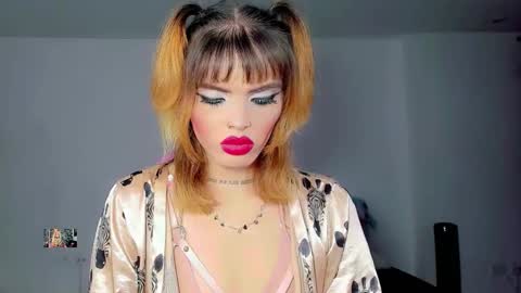 Femboy Exotic online show from 09/21/25, 03:41