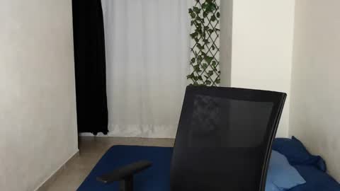 xtranherr online show from 02/16/25, 12:19