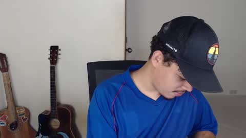 xtranherr online show from 10/23/25, 01:27