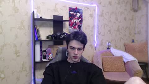 traqqq online show from 03/10/25, 07:29