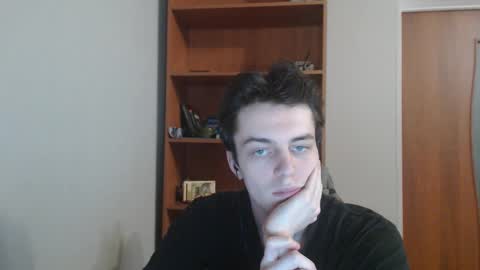 traqqq online show from 10/29/25, 09:05