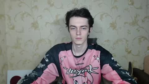 traqqq online show from 12/19/25, 08:27