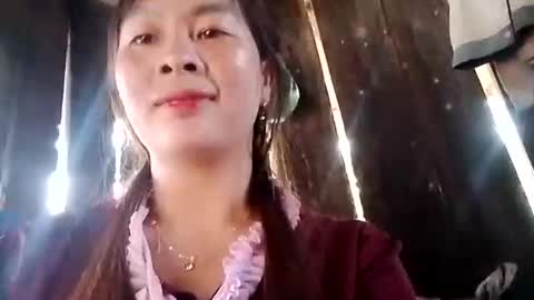 xuxulove00 online show from 04/23/26, 12:34