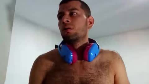 xuyeeg online show from 02/06/25, 09:38