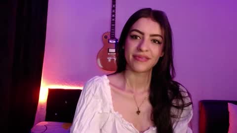 Snapshot of xx_johnson_xx chatting on 10/07/25, 03:14 VALE online show from 10/07/25, 03:14