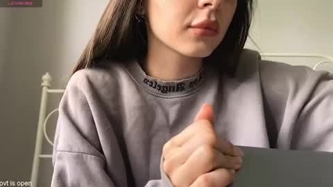 Lily online show from 05/12/26, 12:13
