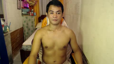 Snapshot of xxasianryanxx chatting on 03/08/25, 12:20 xxasianryanxx online show from 03/08/25, 12:20