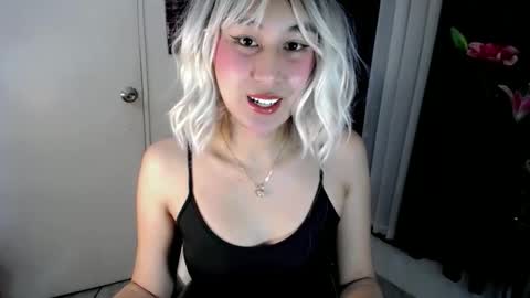 Snapshot of xxbeatrice69xx chatting on 12/03/25, 11:41 Xxbeatrice69Xx online show from 12/03/25, 11:41