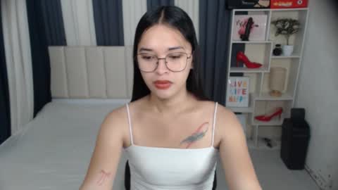 CHLOES ROOM online show from 09/22/25, 05:31