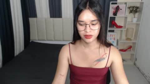 CHLOES ROOM online show from 10/09/25, 05:33