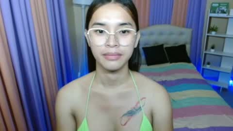 CHLOES ROOM online show from 02/25/26, 06:45