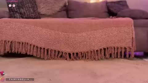 xxfairyxgiiirlxx online show from 12/17/25, 08:42