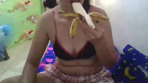 Snapshot of xxfergielisious chatting on 12/18/25, 06:19 xxfergielisious online show from 12/18/25, 06:19