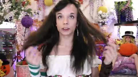 Snapshot of xxhayleemariexx chatting on 10/19/25, 11:05 Haylee Marie online show from 10/19/25, 11:05