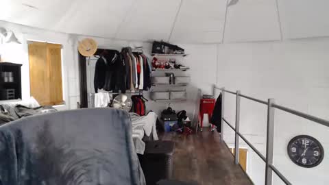 Ivan online show from 12/20/24, 07:17