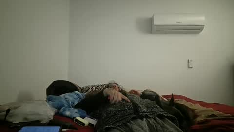 XxJasoneecxX online show from 01/03/25, 11:01