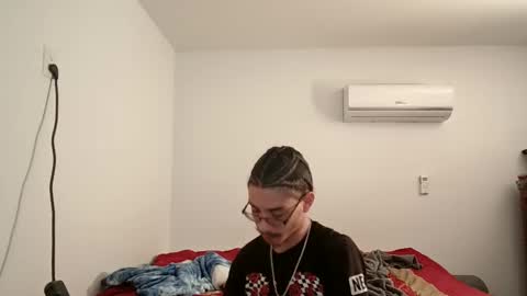 XxJasoneecxX online show from 01/12/25, 10:23