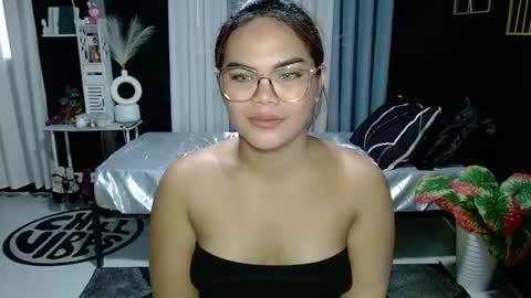 Kylie Smith online show from 06/11/26, 02:53
